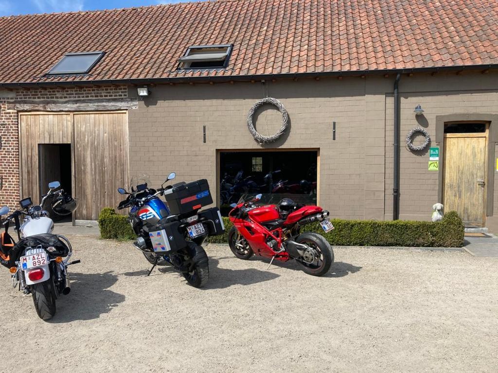 B&B Crijbohoeve Zutendaal Exterior photo